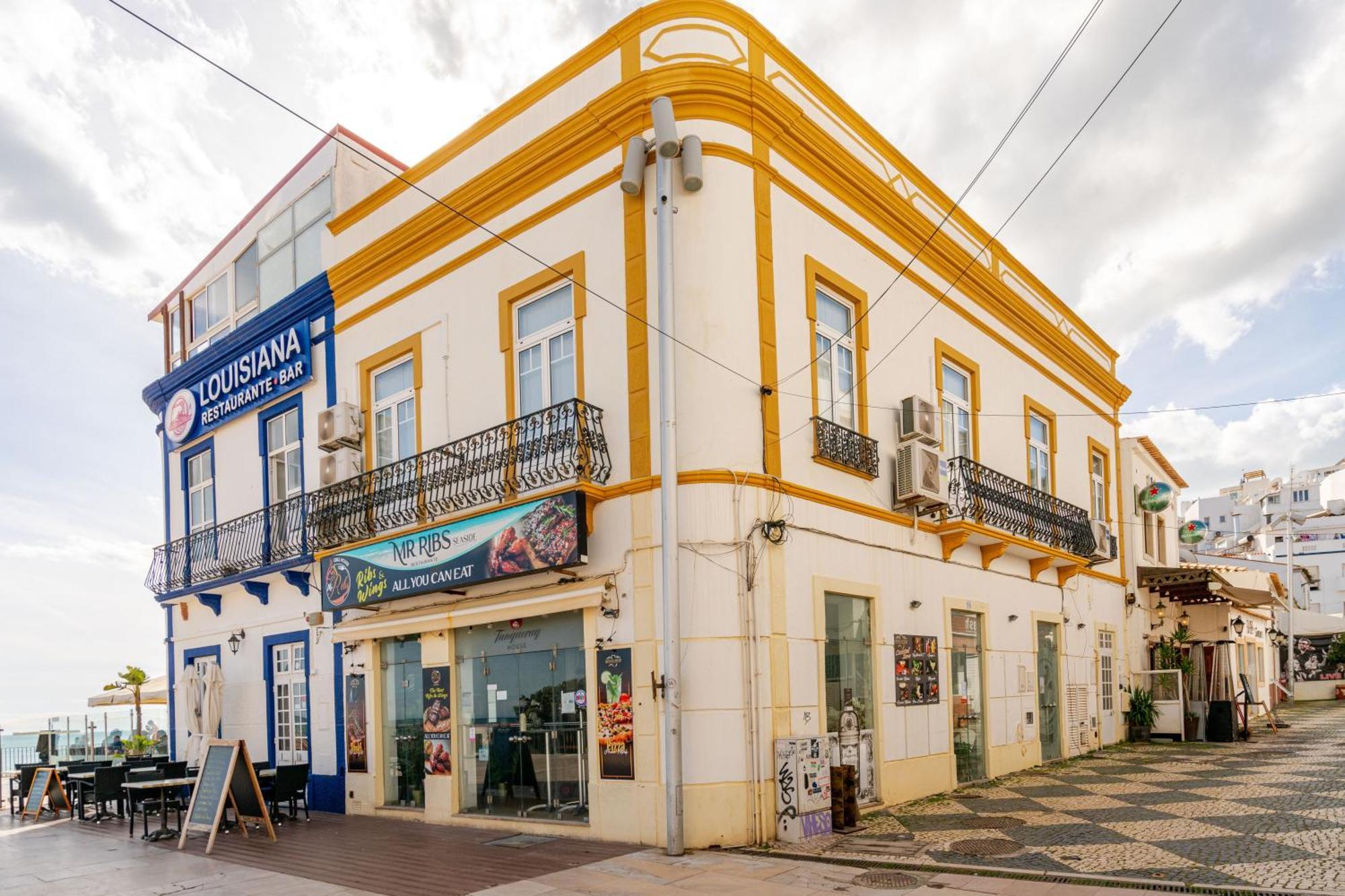 Down Town Beach House Albufeira Bagian luar foto